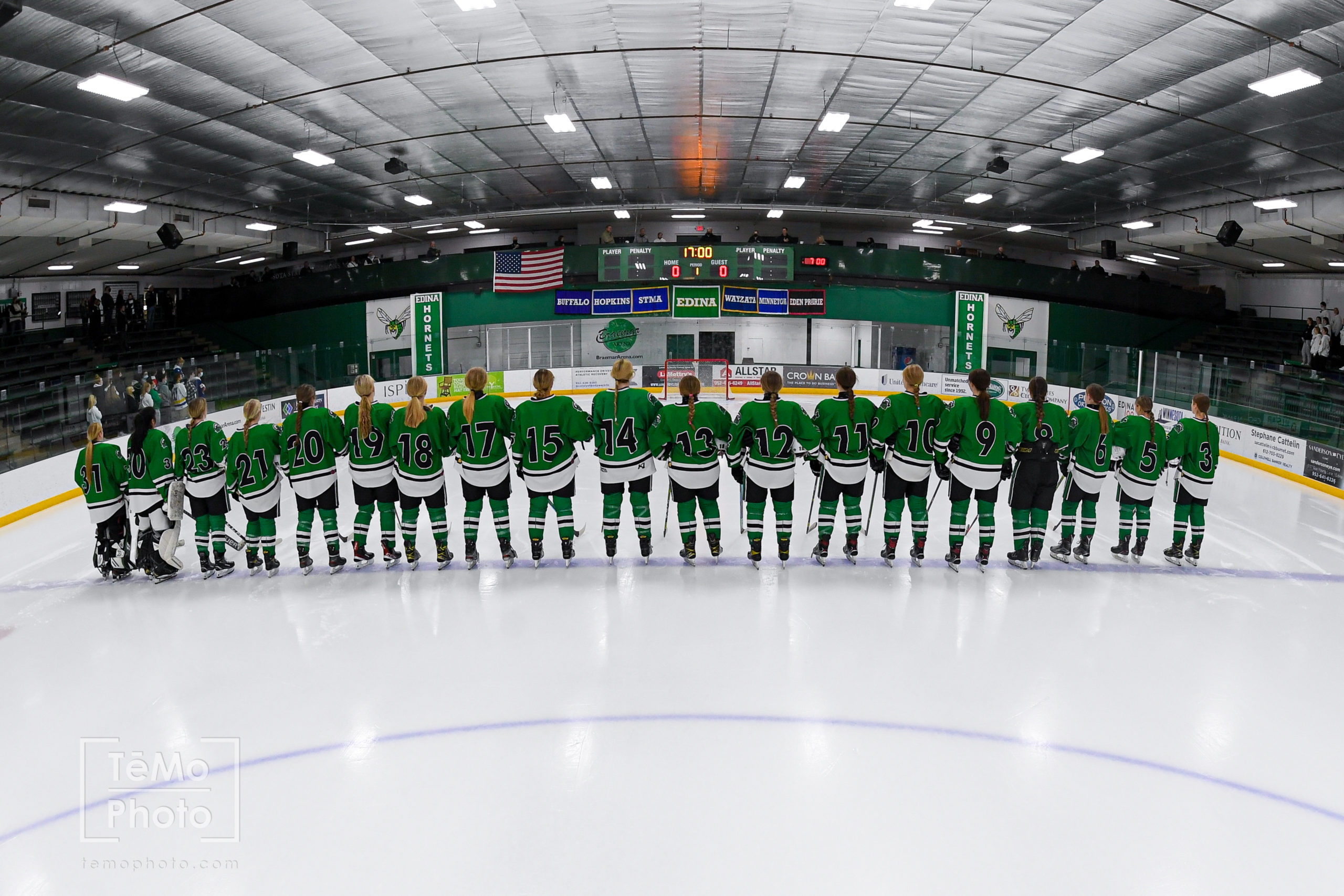 Girls Hockey HillMurray School